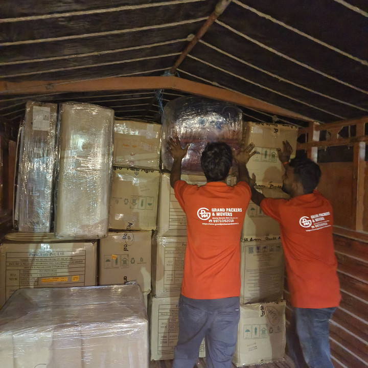 Common Mistakes to Avoid When Hiring Movers in Muzaffarpur