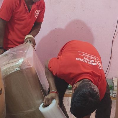 Packers movers from Nawada to Bettiah